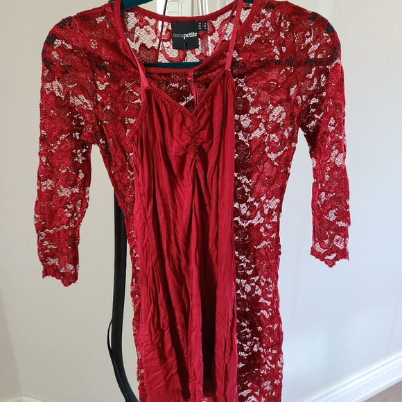 Lace midi dress - Picture 3 of 3